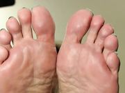 AngelKissedFeet - Teasing Tiny Guys 